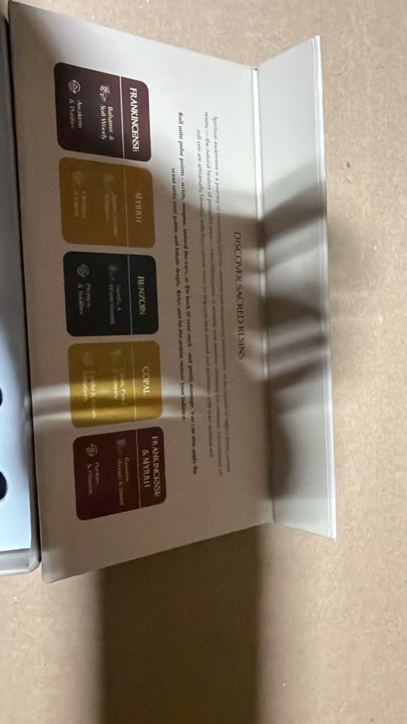 Aromafume Spiritual Awareness roll-on set scent details